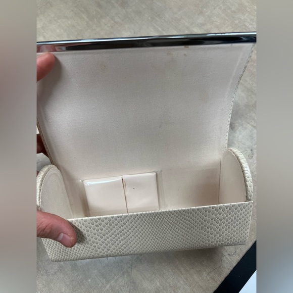 Jimmy Choo Sunglass case. New. - Picture 4 of 4